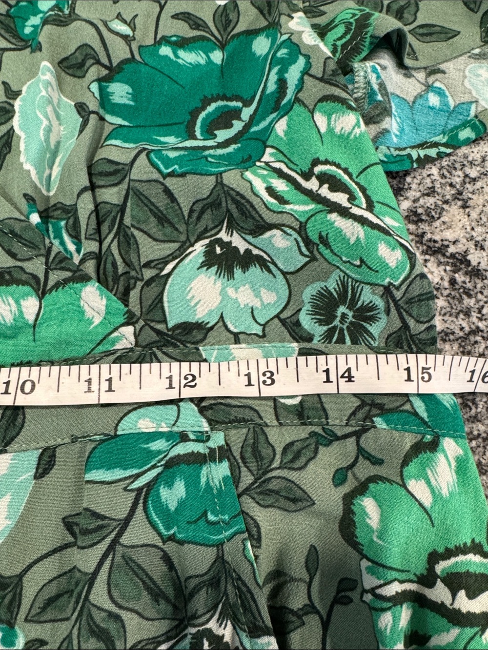 Spell Green flouncy Summer Floral Wrap Mini Dress in Medium - Picture 15 of 17